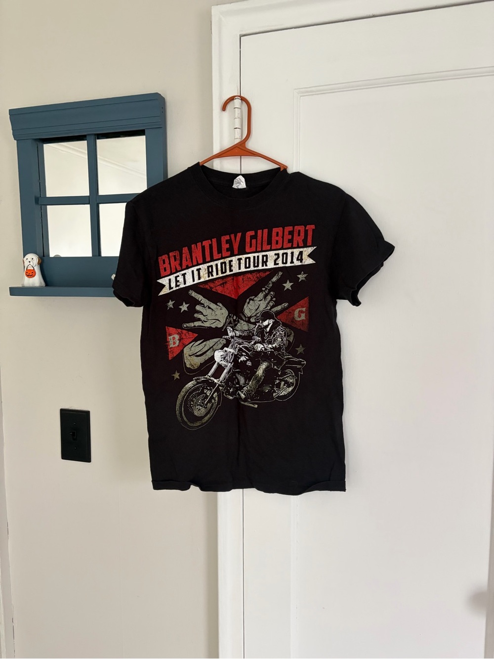 Black Graphic womenβs Brantley Gilbert Tee - Let It Ride Tour